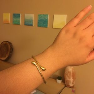 Tear drop bangle, 18k gold-filled